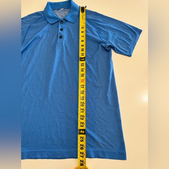 Lululemon Polo Shirt Mens Size Medium Color Blue Performance Short Sleeve Golf - Picture 8 of 8